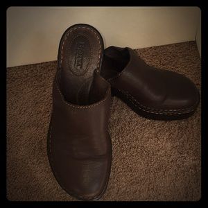 Born leather clogs...size 9, comfort clogs